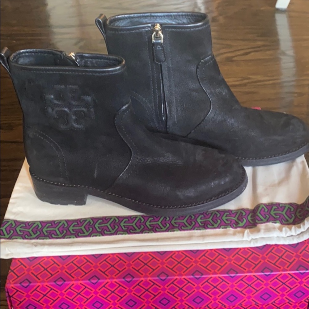Women’s Tory Burch boots